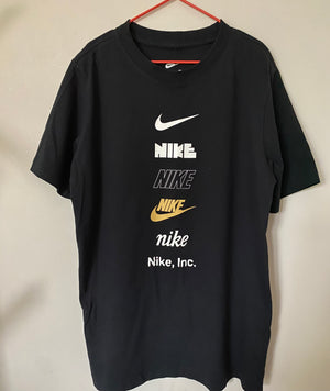 Nike T-shirt | 147 -158cm  ( Approx 11 yrs recommended/ preloved) KindFolk