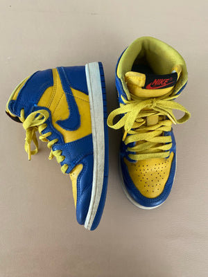 Nike Air Jordan KindFolk