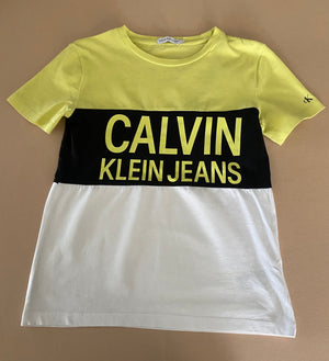 Calvin Klein T-shirt | 12 yrs ( small fit ) preloved KindFolk