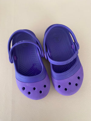 Toddler Crocs  | C 8 | EU 24-25 (preloved) KindFolk